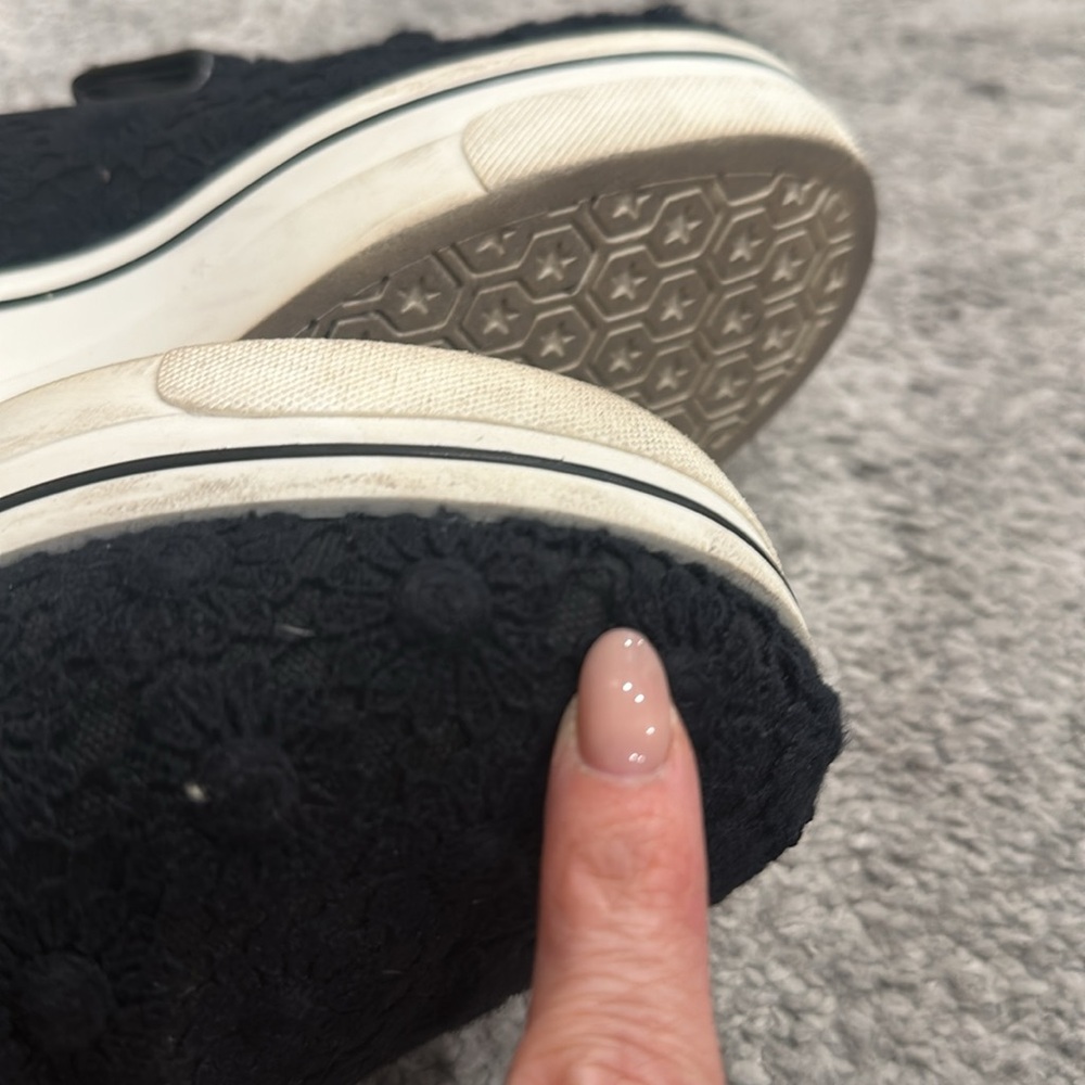 Stella McCartney Binx Lace Platform Sneaker - Picture 6 of 9